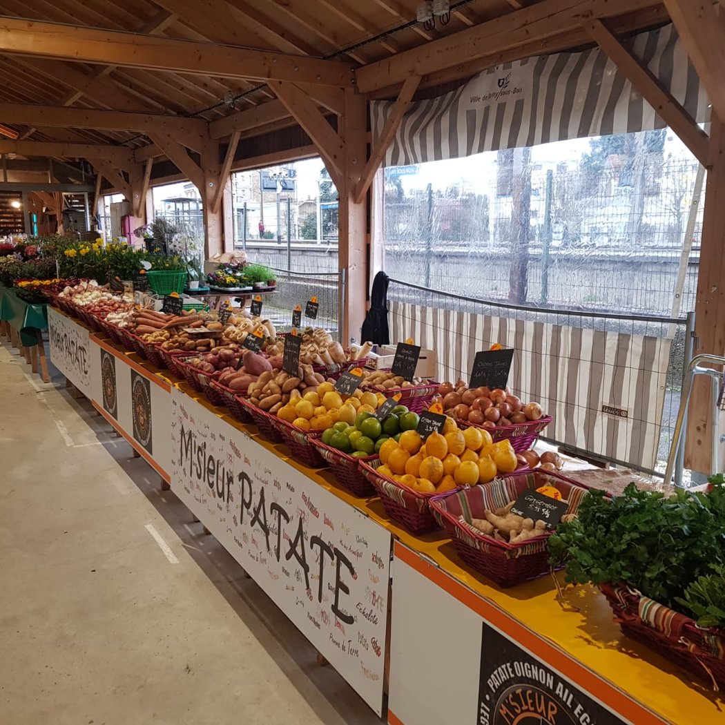 Marché De La Gare 1